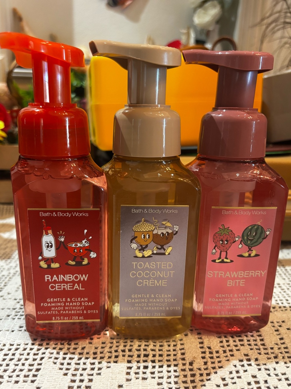 (2026)Bath & Body Works Foaming Hand Soap - Strawberry Bite (Pink)